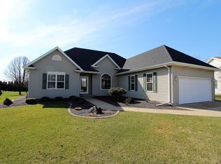 147 Old Farm Mid Ct, Bradley, IL 60915