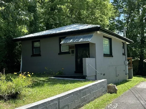 2830 Nichols Ave, Knoxville, TN 37917