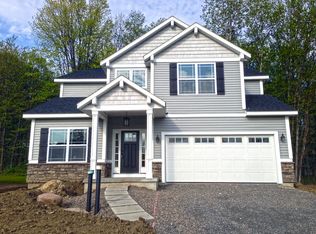 8256 Autumn Ridge Path, Baldwinsville, NY 13027