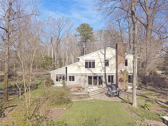 4th image of 410 Lindsay Landing Ln