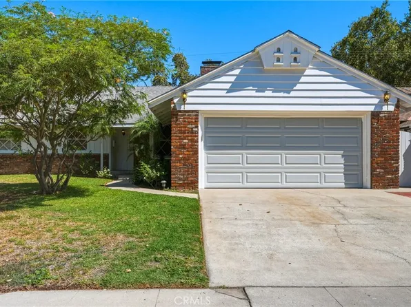 17213 Gault St, Van Nuys, CA 91406