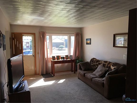 5th image of 149 Milford Ave