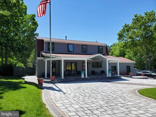 69 Rose Hill Rd, Barnegat, NJ 08005