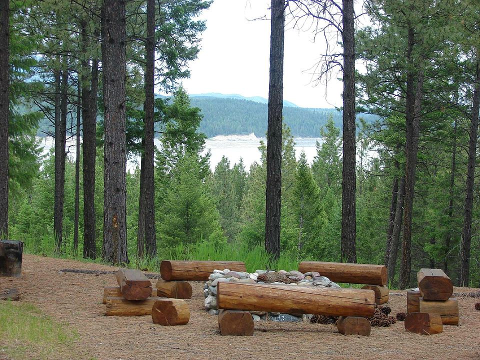 1st image of 318 Kokanee Dr