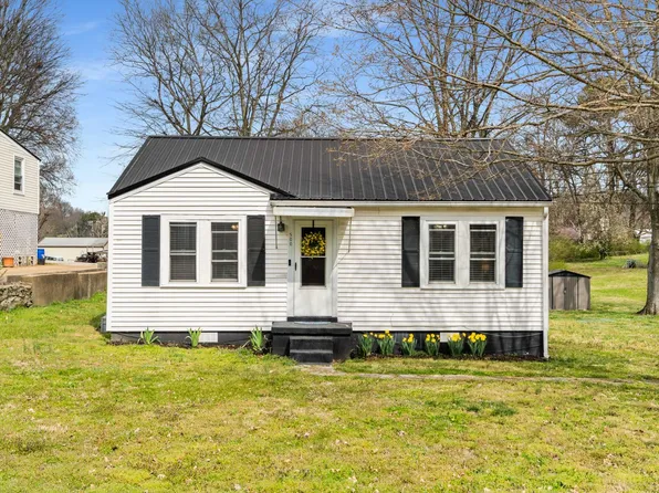 500 Green Acres Dr, Columbia, TN 38401