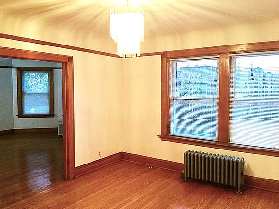 5th image of 6322 N Mozart St APT 3