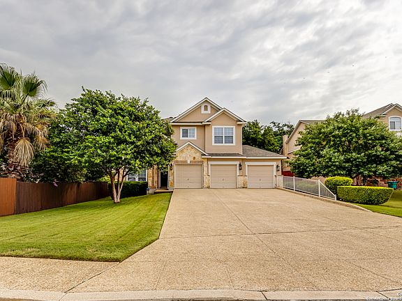 2nd image of 807 WILLOW KNOLL COVE
