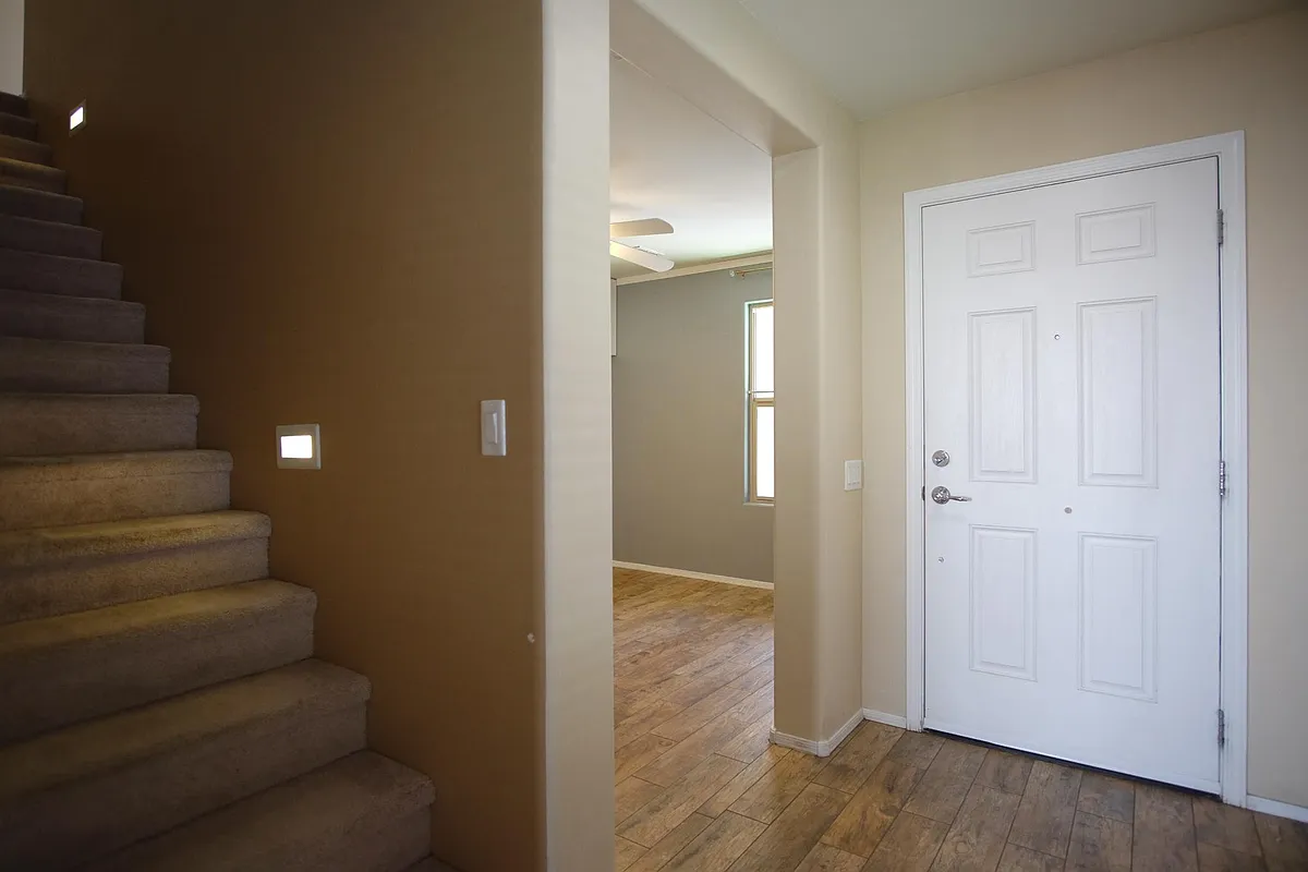 Building Photo - 5741 S Ladyslipper Pl