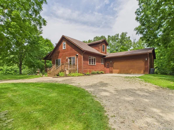 3530 N Five Lakes Rd, Lapeer, MI 48446