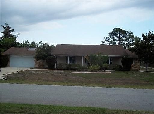 1st image of 691 SE Thanksgiving Ave