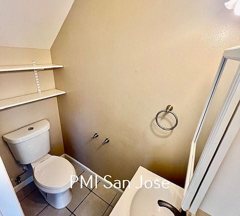 3436 Duchess Ct - Downstairs Bath_10042024