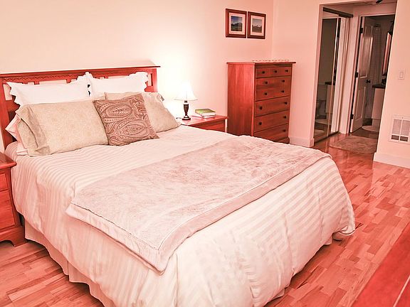 Master bedroom 1