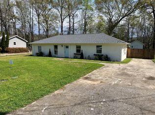 553 Creekview Dr, Pelham, AL 35124