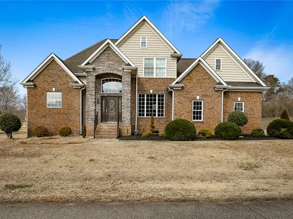 200 McPhail Farms Cir, Anderson, SC 29621