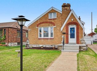 707 Bellavilla Dr, Saint Louis, MO 63125