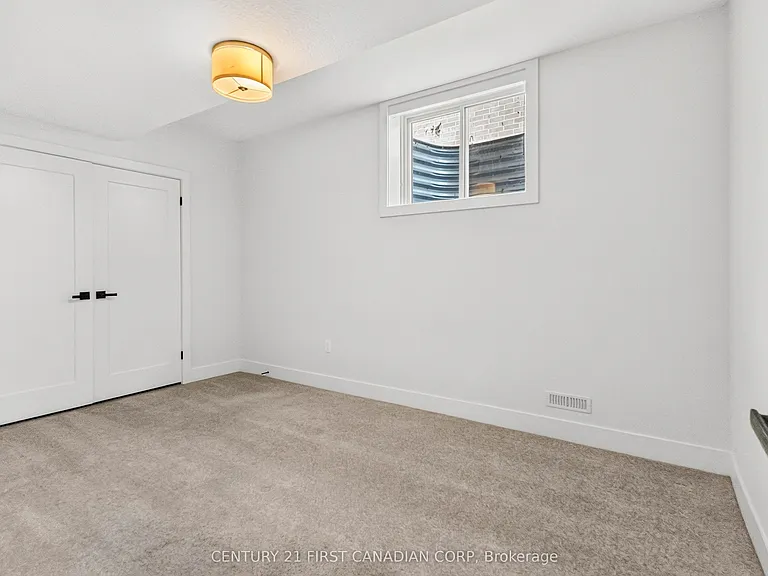 775 Verulam St — Photo 26