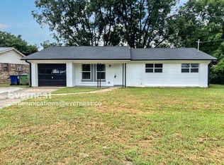 3302 Village Dr SW, Huntsville, AL 35805