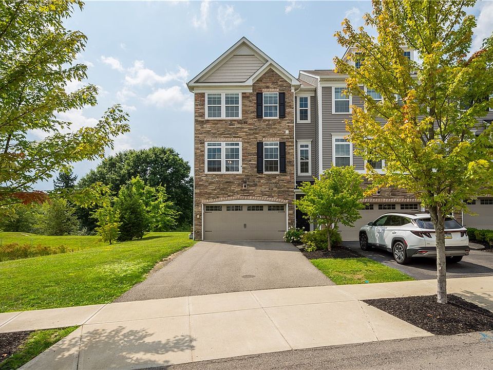 1st image of 231 Eagle Dr