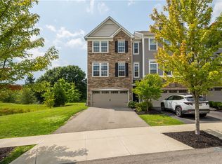 231 Eagle Dr, Cranberry Township, PA 16066