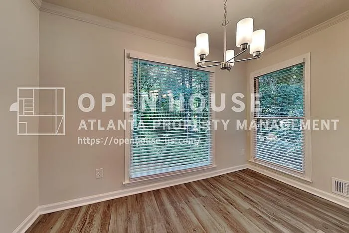 3960 Windy Shore Dr — Photo 7