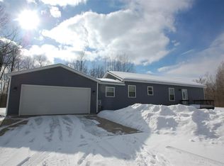 2960 Henderson Lake Rd, Prescott, MI 48756