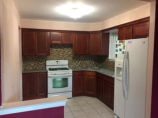 Rented by NY Metro Realty Group | media 25