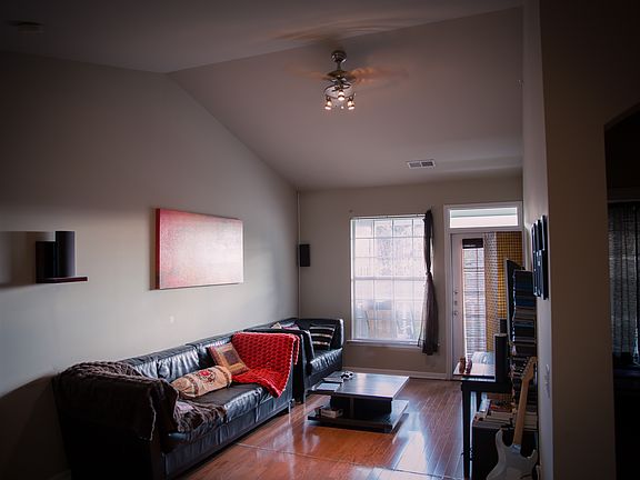 LivingRoom (1 of 1) new_01092015