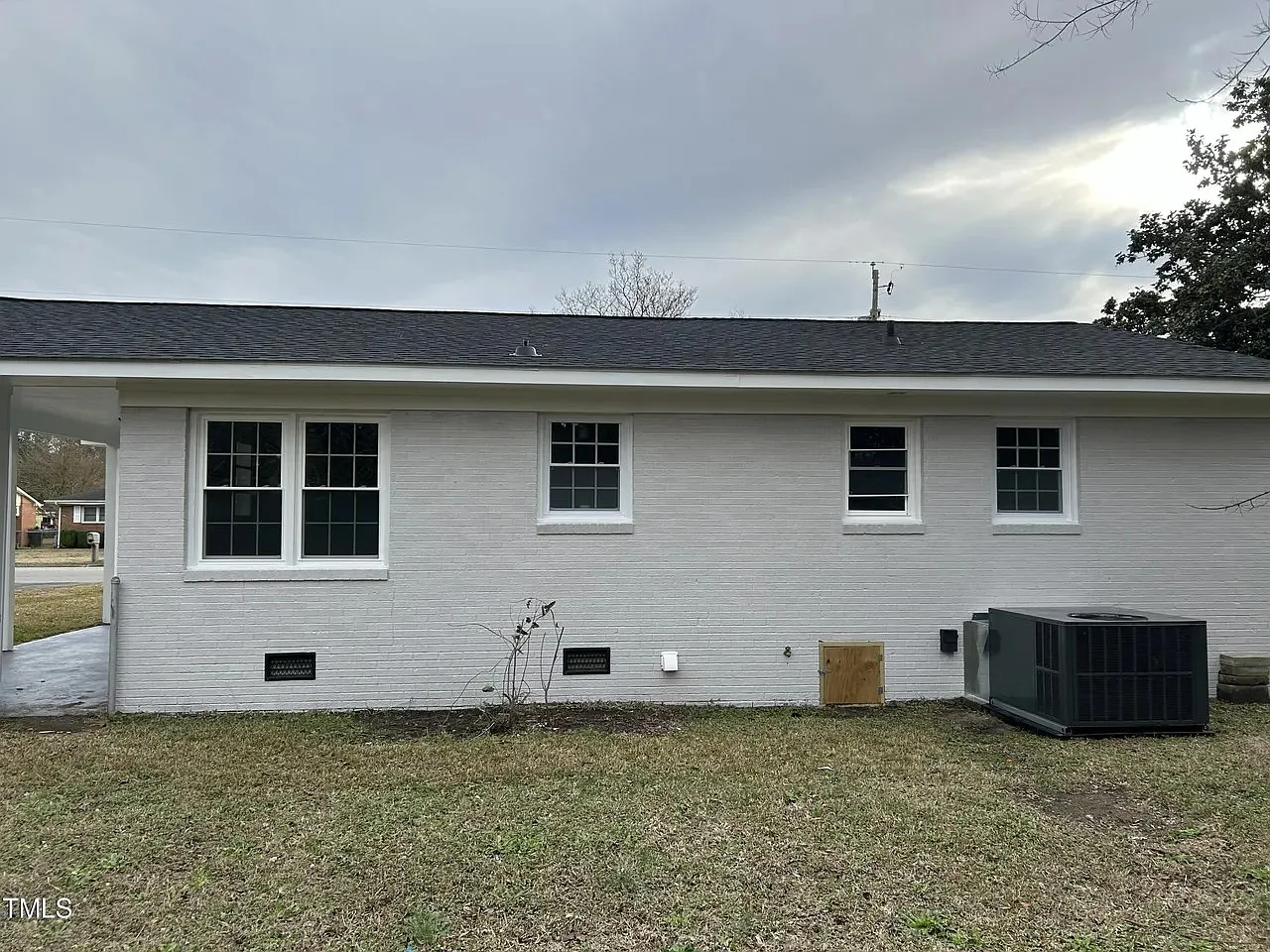 3 bed, 1026 sqft, $1,495 — Photo 4
