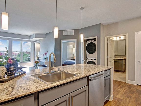 Gatsby Kitchen Island