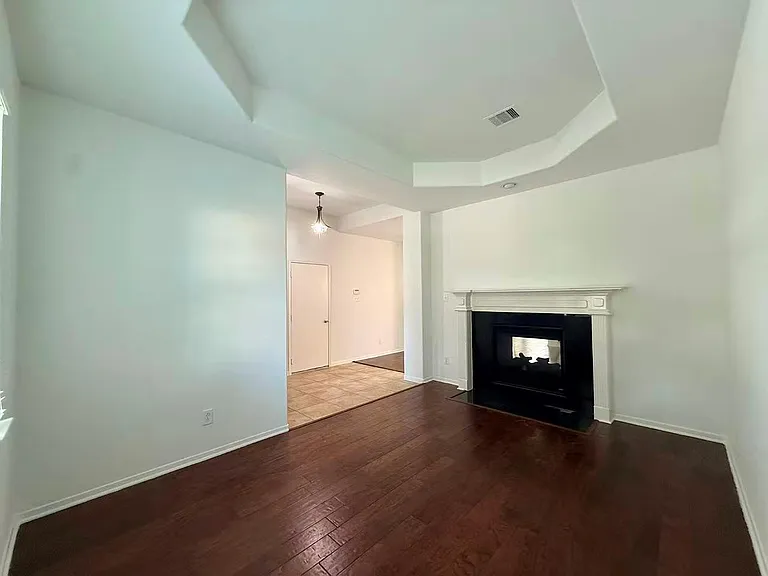 2814 Ridgeglen Ln — Photo 9