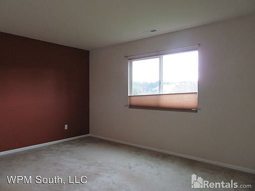 5th image of 11019 181st Avenue Ct E