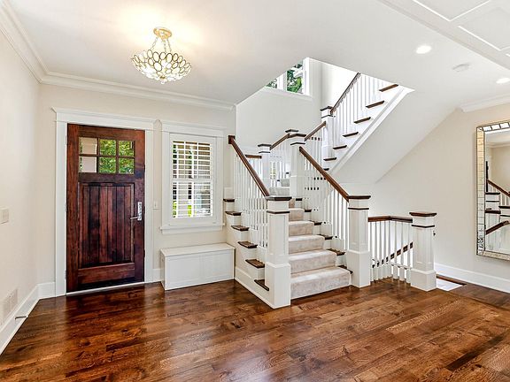 4th image of 5433 Oaklawn Ave