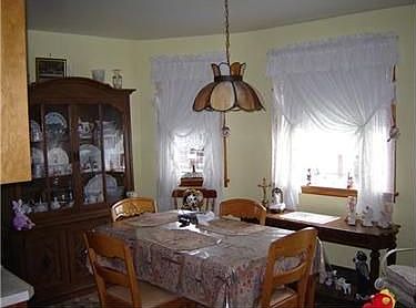 2nd image of 334 Richmond