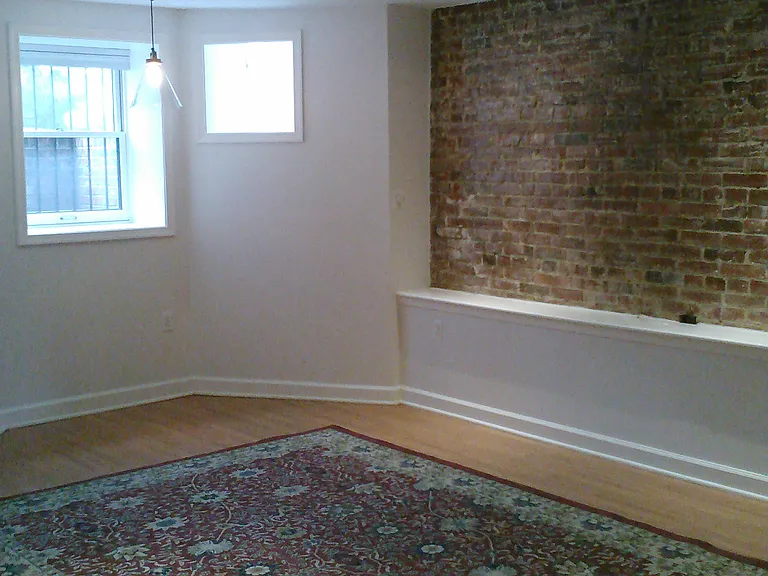1931 Calvert St NW — Photo 6