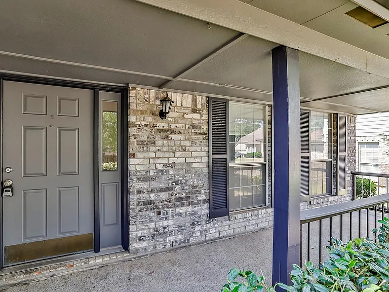5504 Big Bend Dr — Photo 7
