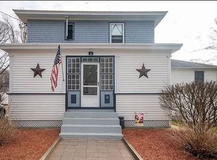 16 Margate Rd, North Andover, MA 01845