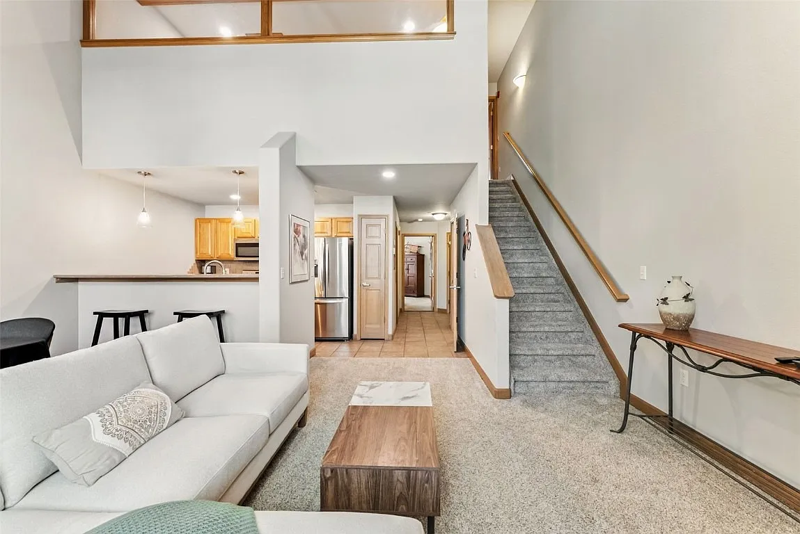 2 bed, 1247 sqft, $3,550 — Photo 1