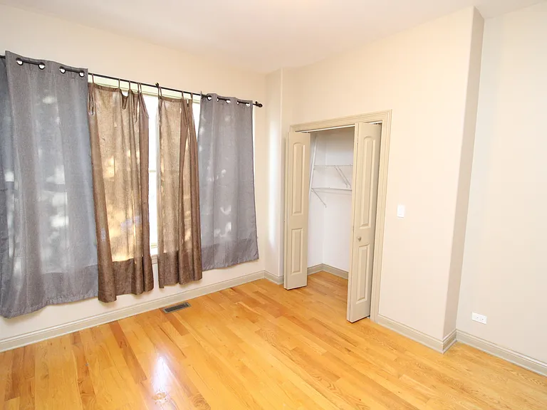 4622 W Schubert Ave #1 — Photo 10