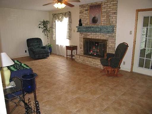 4th image of 13623 CARLTON OAKS DR