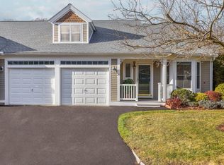 25 Whispering Brook Rd, Marlborough, MA 01752