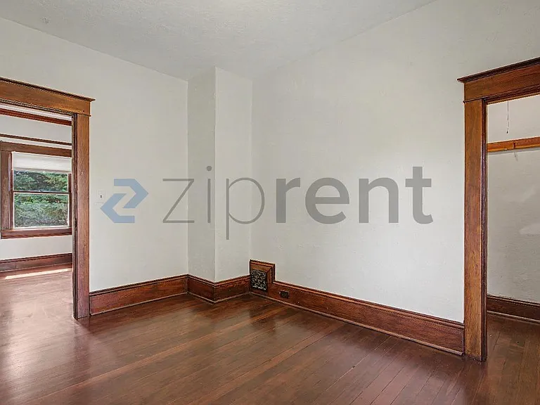 7820 N Van Houten Ave — Photo 29