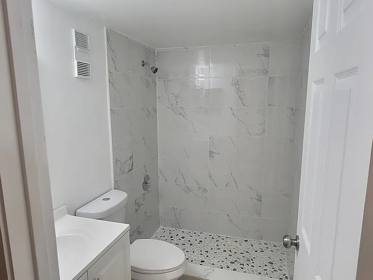 180 Magnolia Woods Ct #9C — Photo 18