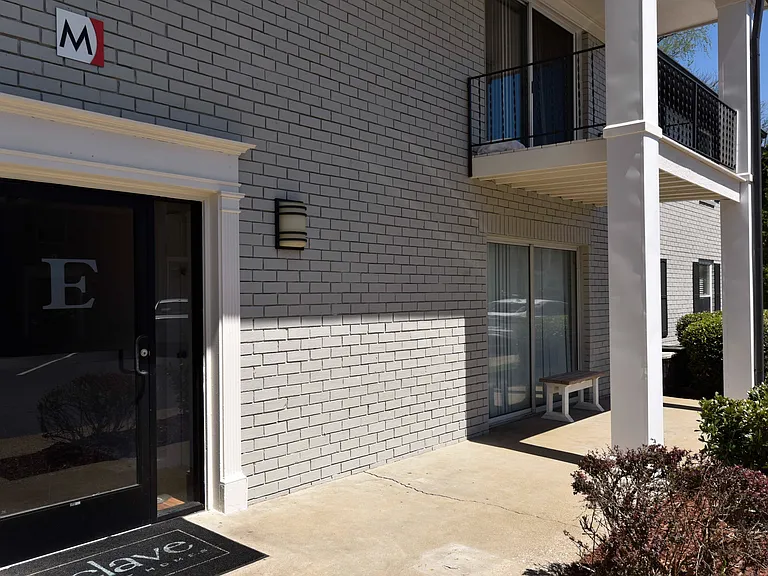 Leasing Office