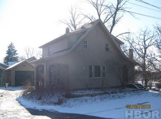 707 W Park Dr, Fostoria, OH 44830