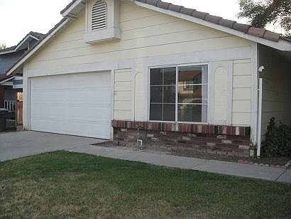 1st image of 350 Quince Dr