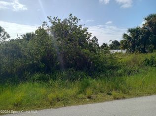 566 Mimosa St SW, Palm Bay, FL 32908