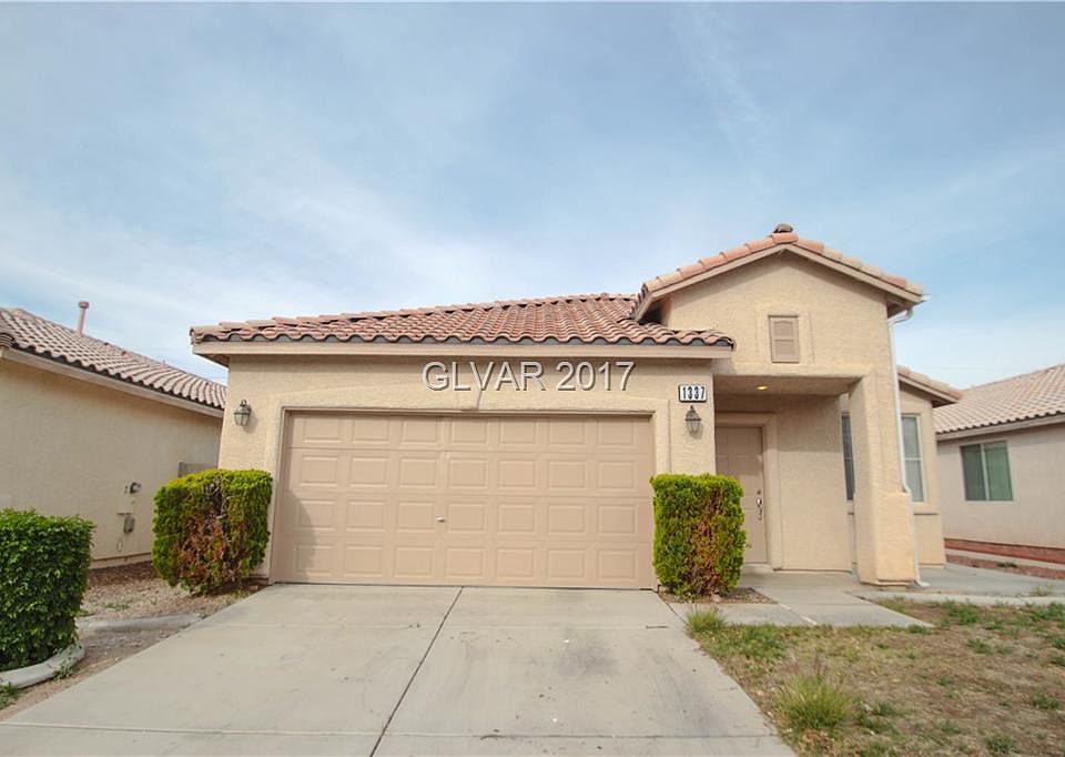 1st image of 1337 Desert Solitude St
