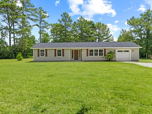 366 Grants Creek Rd, Jacksonville, NC 28546