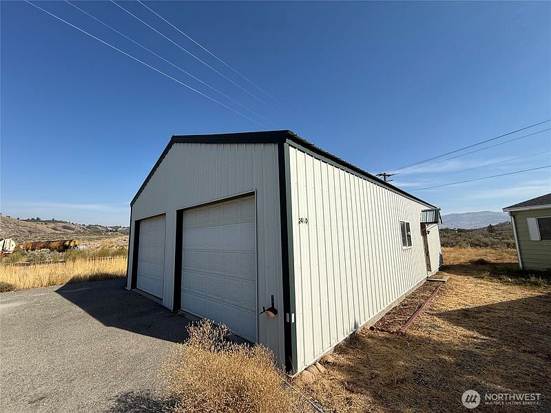 4th image of 249 D Rodeo Trail