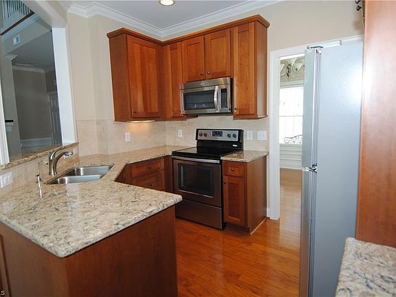 5th image of 113 Turnbuckle Ct